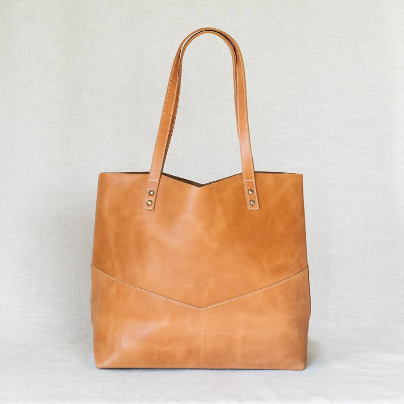 Everyday Luxury – Handcrafted Full-Grain Leather Tote