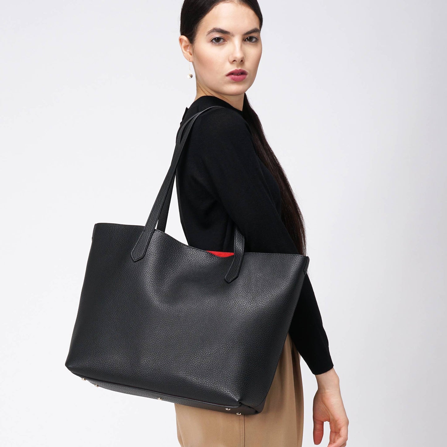 Premium Large Leather Tote – Black Pebble Exterior, Red Suede Interior